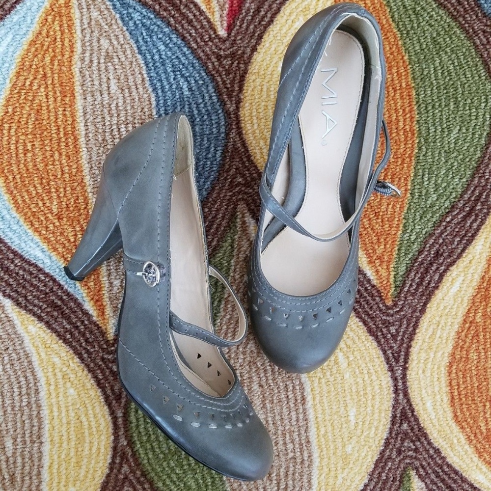 Mia Heels